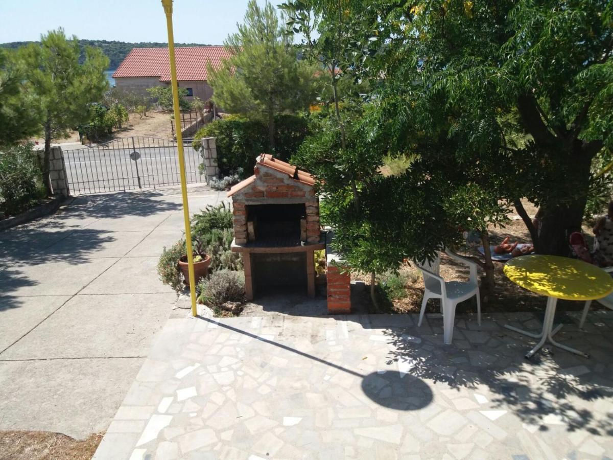 Holiday Home Vjeka Раб Стая снимка